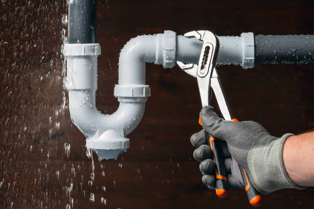 Professional Leak Detection technician working in Manila, UT